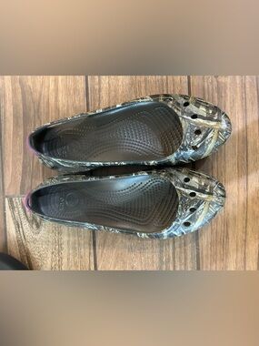 Camouflage Women's Shoes size 8 in great condition